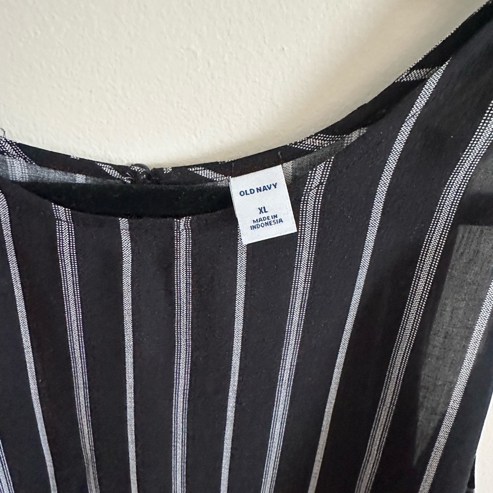 Old Navy Sleeveless Top